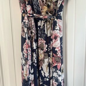 Blue floral maternity dress, size S, Hailey & Co.